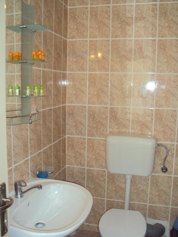 Complex Mona Caraiman Hotel Buşteni Kamer foto